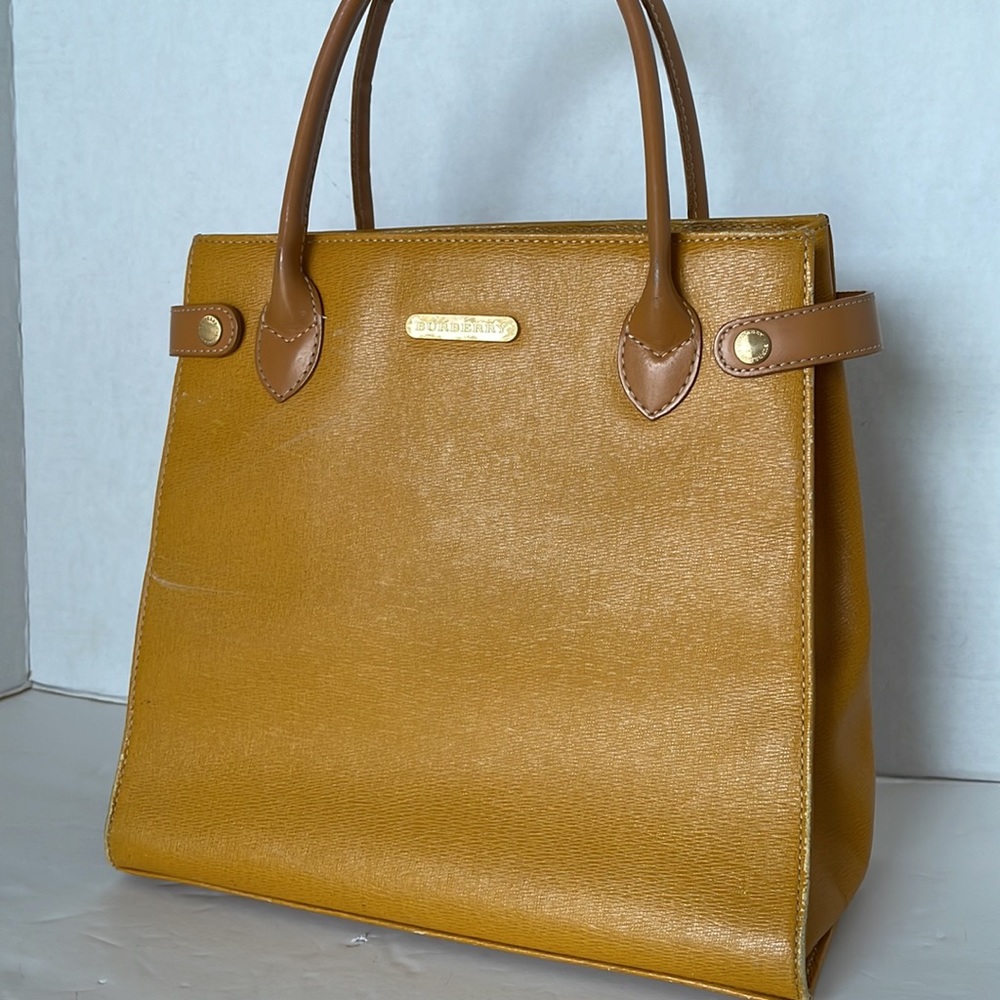 ✋🛑PRICE DROP ✋🛑AUTHENTIC/VINTAGE BURBERRY HANDBAG #0824C. - Picture 3 of 17